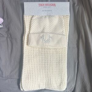 True Religion Ivory Knit Hat and Scarf Set